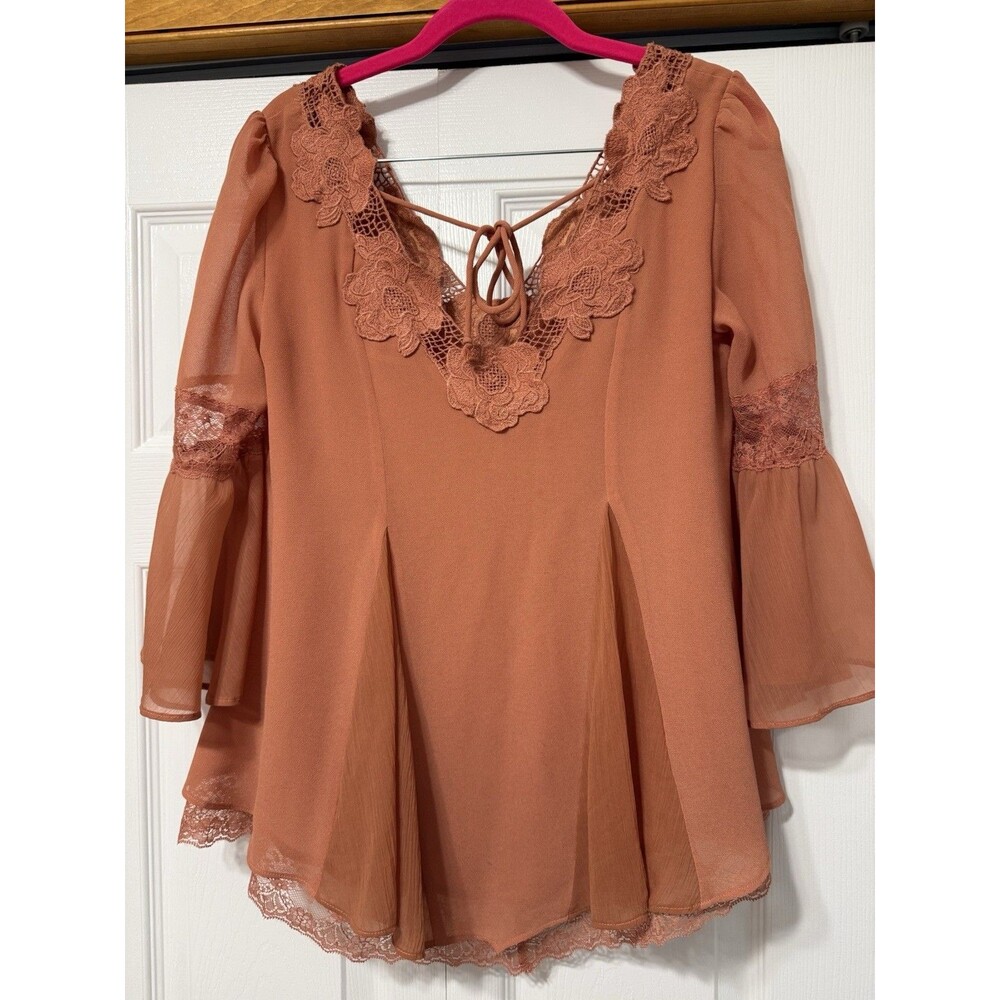Free People Boho Lace Bell Sleeve Blouse – Women’s Small - Picture 7 of 9